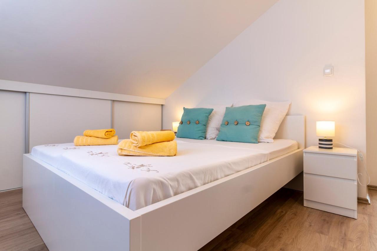 Apartments Lacaleta Сплит Экстерьер фото