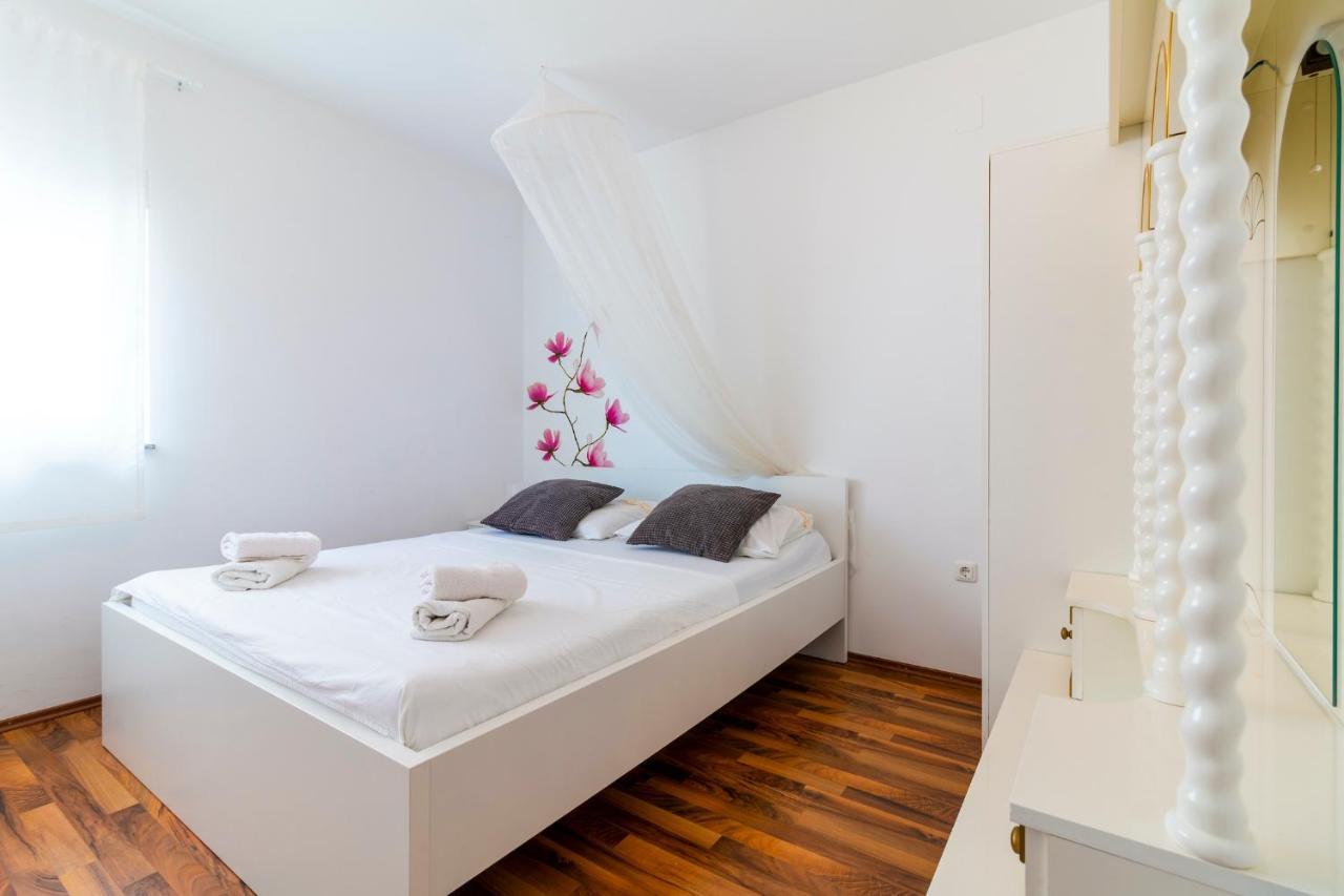 Apartments Lacaleta Сплит Экстерьер фото